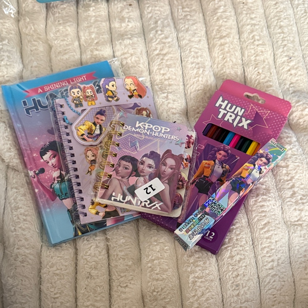Huntrix K-Pop Themed Stationery Set